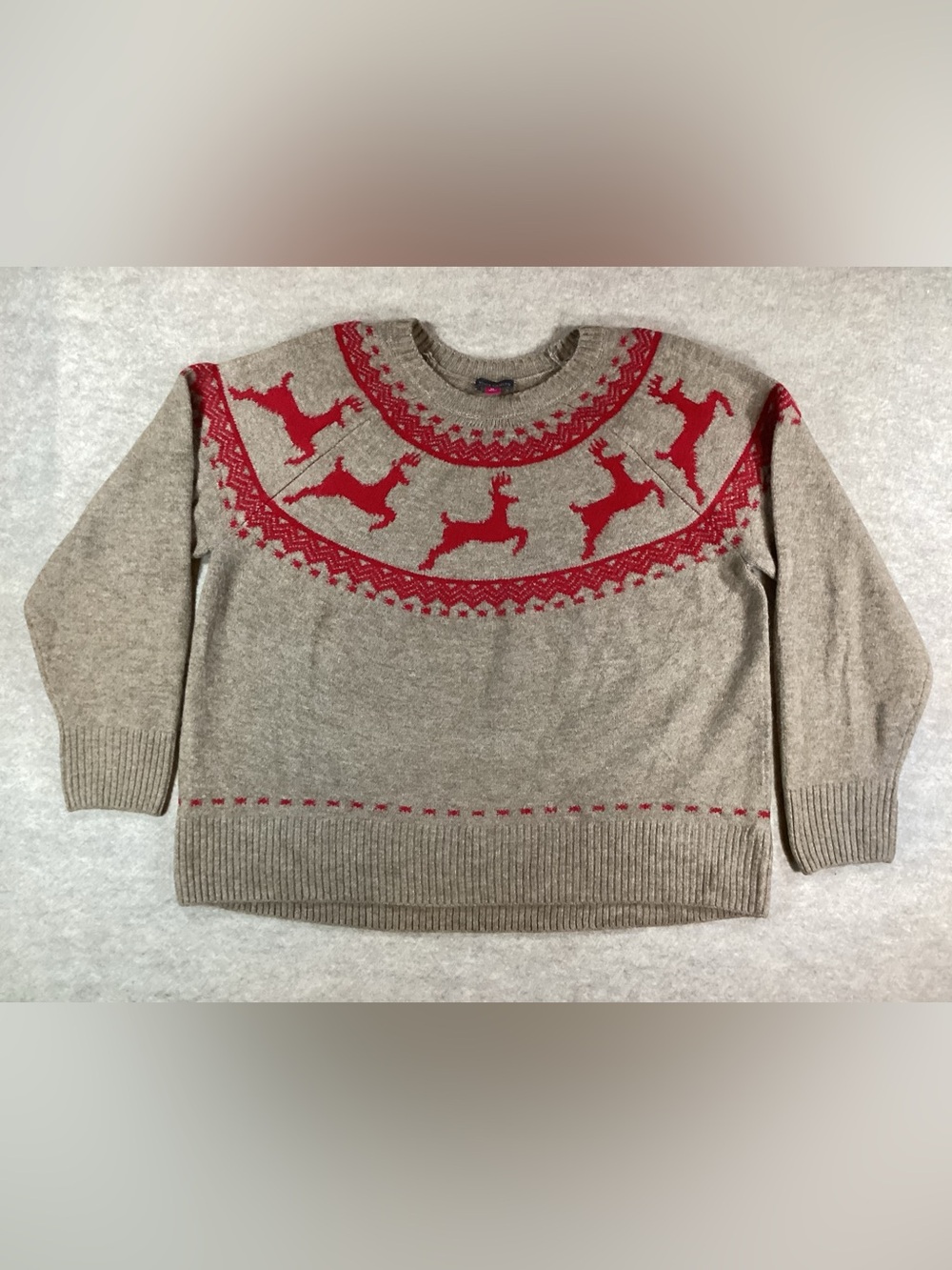 Vince Camuto Beige Crewneck Sweater with Red Reindeer Fair Isle